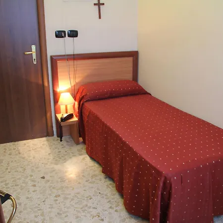 Hotel La Casa Del Pellegrino