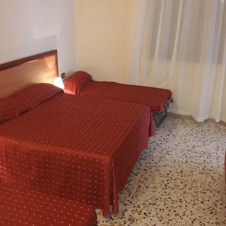 Hotel La Casa Del Pellegrino 3*