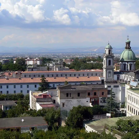 La Casa Del Pellegrino Hotel Sant' Anastasia