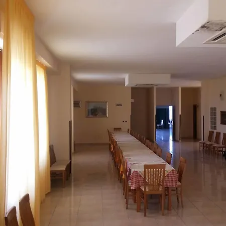 La Casa Del Pellegrino Hotel